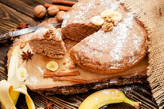 Pan de banano con miel de abejas: una receta saludable